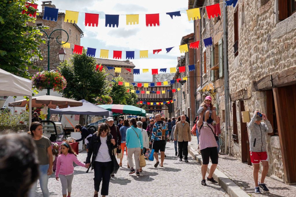 Avenue Pierre Rousset au Malzieu © Jean-Sébastien Caron 